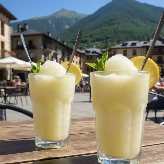 Granissat de Llimona – Popular drink recipe from Andorra