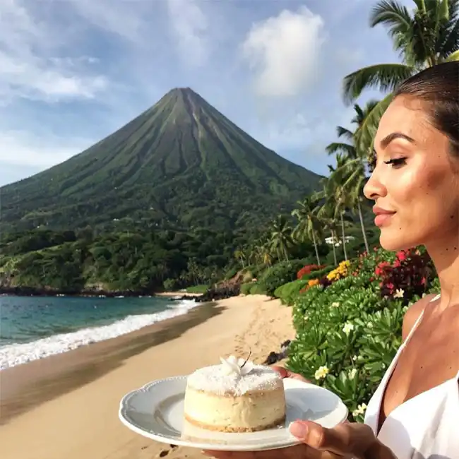 Low-Carb Island Coconut Custard – Sugar-Free dessert recipe from Saint Kitts and Nevis