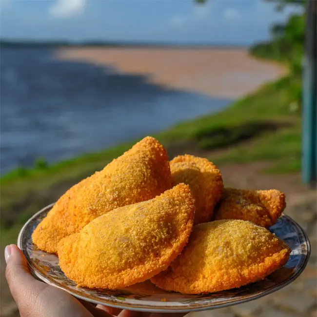 Crispy Cornmeal Empanadas – Fast snack recipe from Venezuela